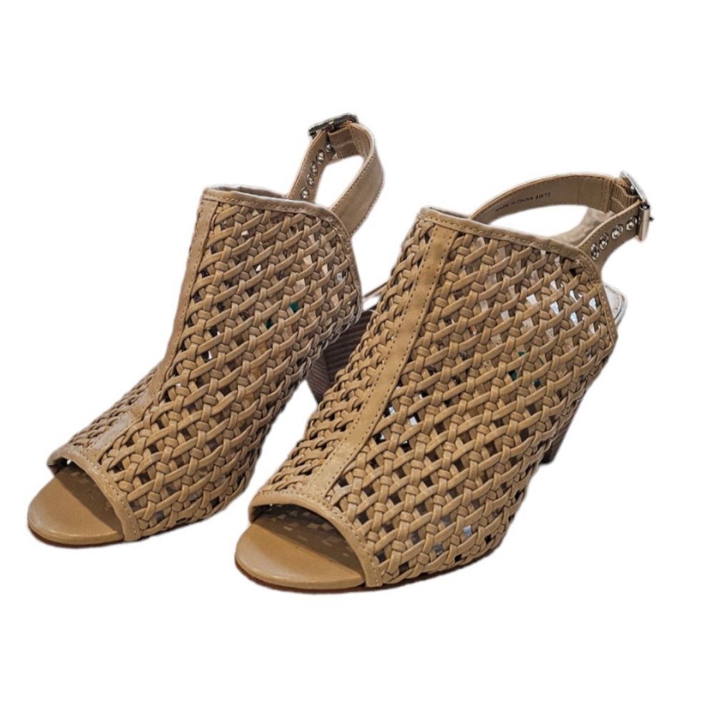 Vince Camuto Sandals Eiana Caged Peep Toe Lattice Pyramid Heels Size 8M/38 Beige